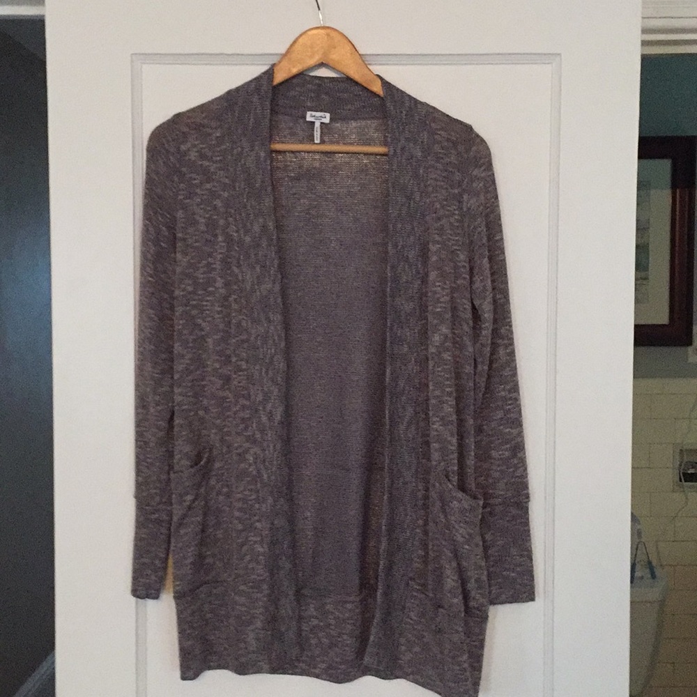 Splendid grey open cardigan.